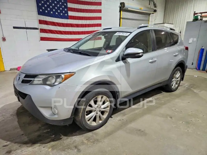 2014 Toyota RAV4 photo