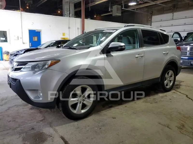 2014 Toyota RAV4 фото