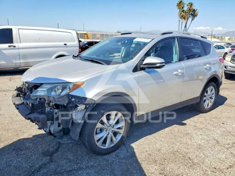 2014 Toyota RAV4 фото