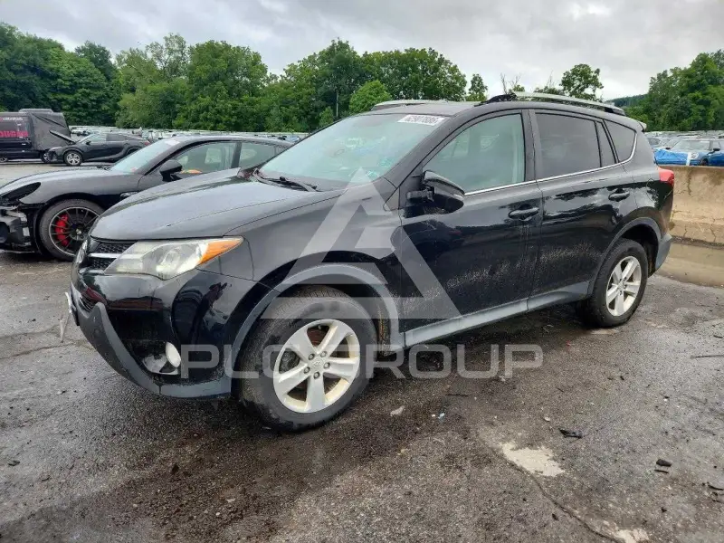 2014 Toyota RAV4 photo