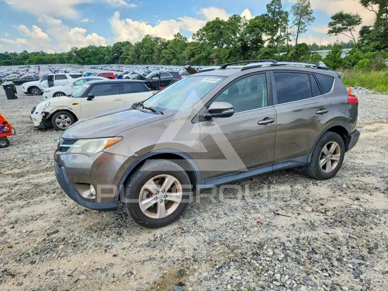 2014 Toyota RAV4 фото