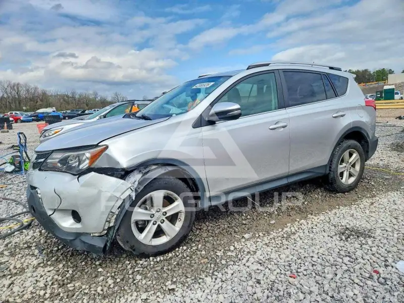 2014 Toyota RAV4 фото