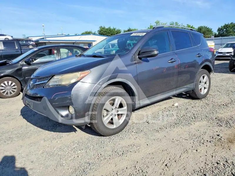 2014 Toyota RAV4 photo