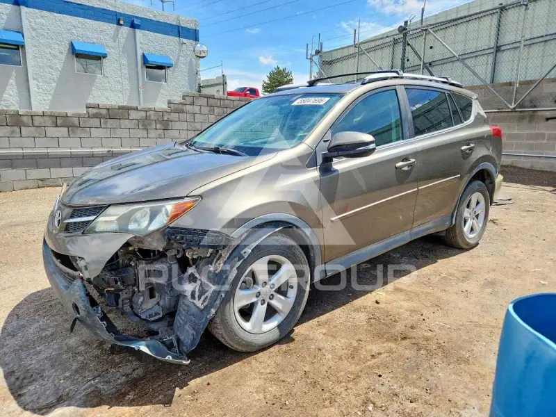 2014 Toyota RAV4 фото