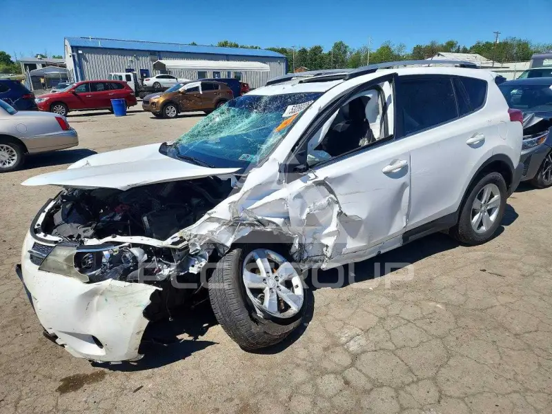 2014 Toyota RAV4 фото