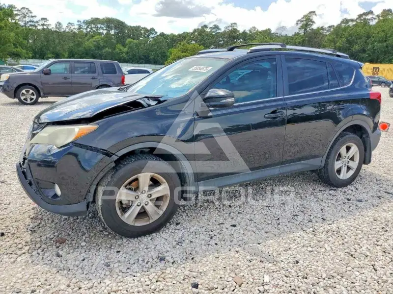 2014 Toyota RAV4 photo