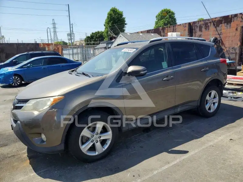 2014 Toyota RAV4 фото