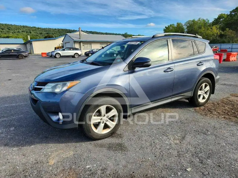 2014 Toyota RAV4 photo