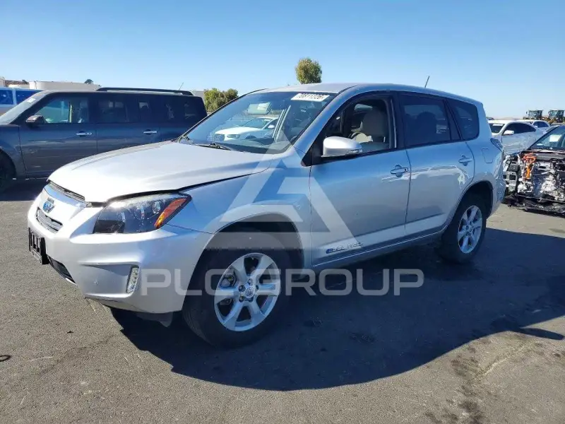 2014 Toyota RAV4 фото