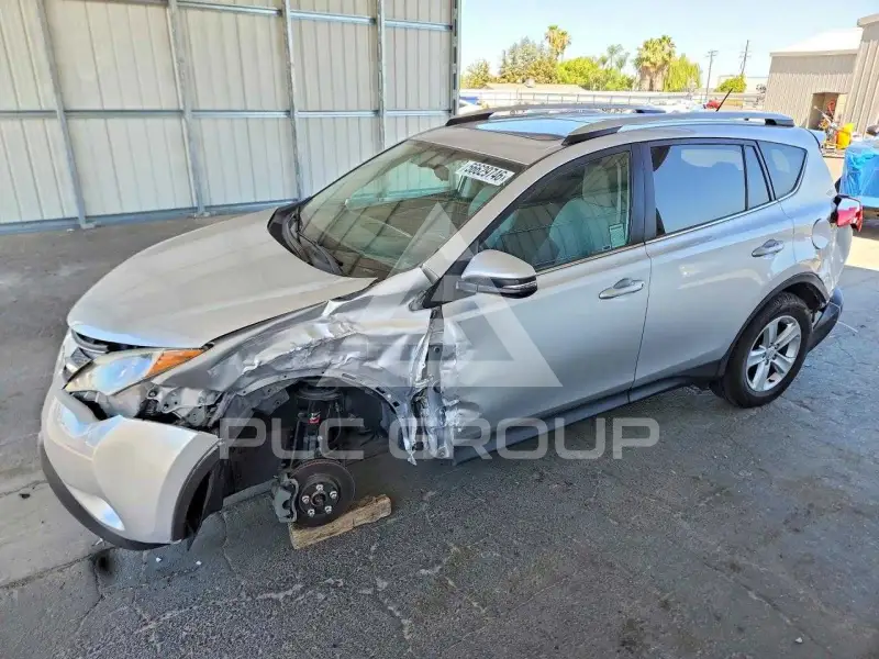 2014 Toyota RAV4 photo