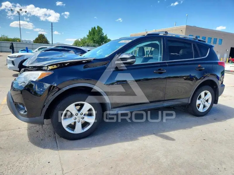 2014 Toyota RAV4 фото