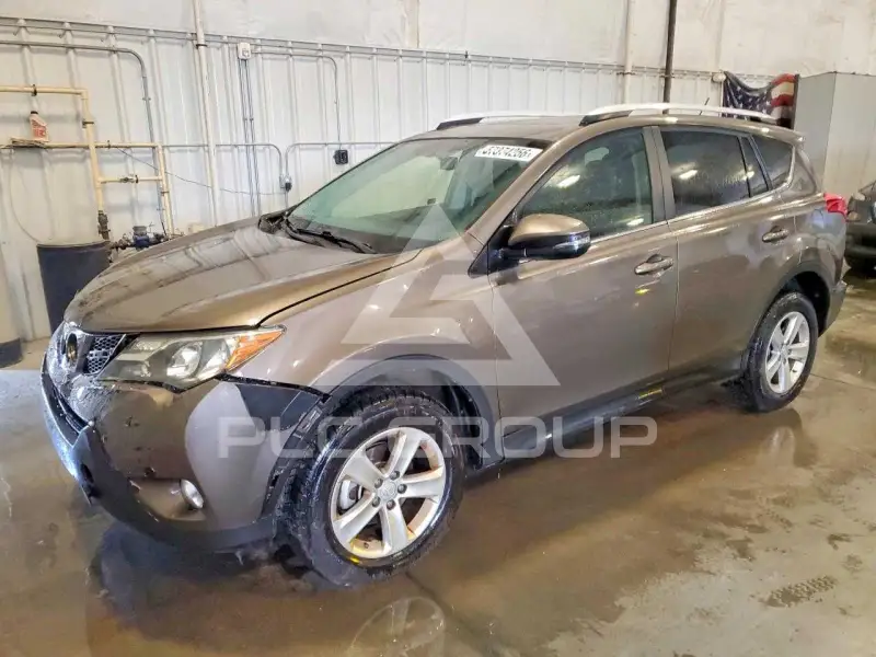 2014 Toyota RAV4 photo