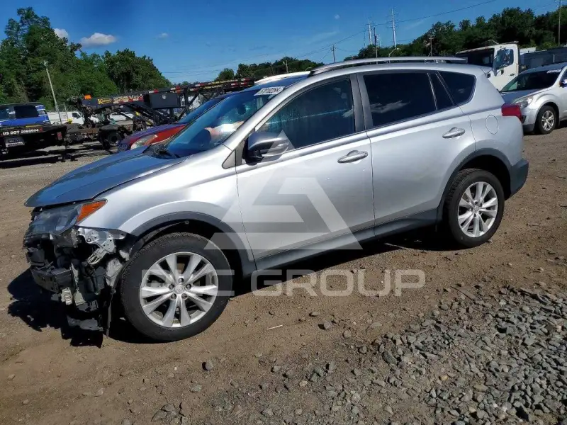 2014 Toyota RAV4 photo