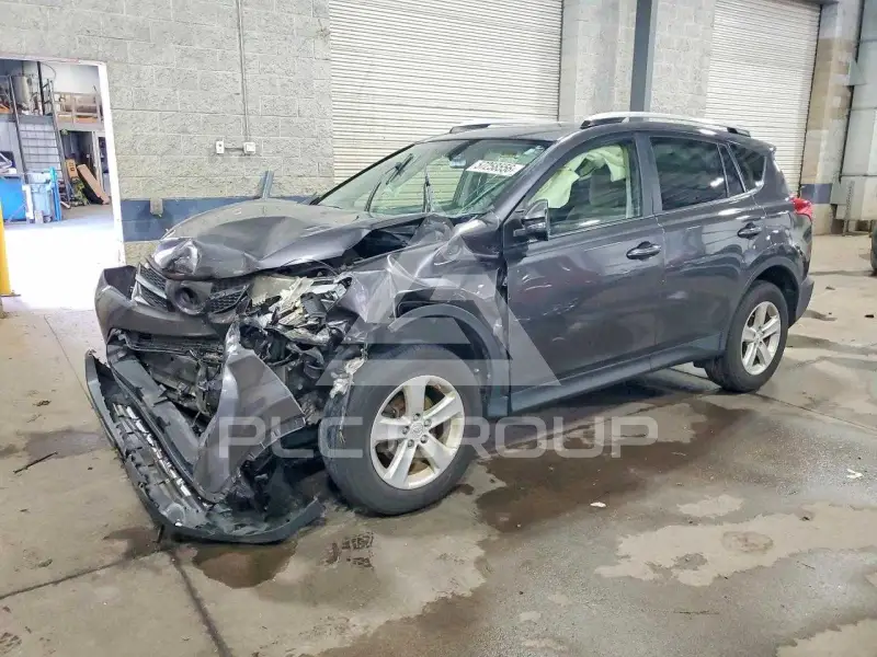 2014 Toyota RAV4 фото