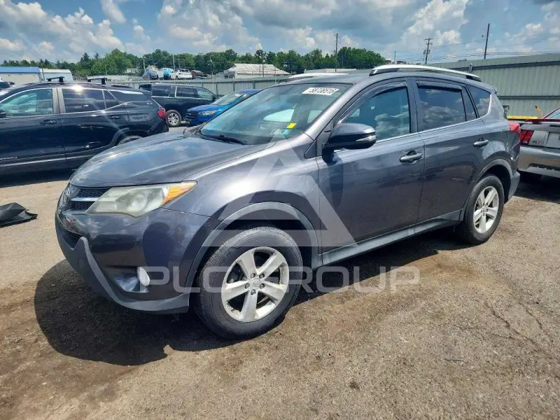 2014 Toyota RAV4 фото