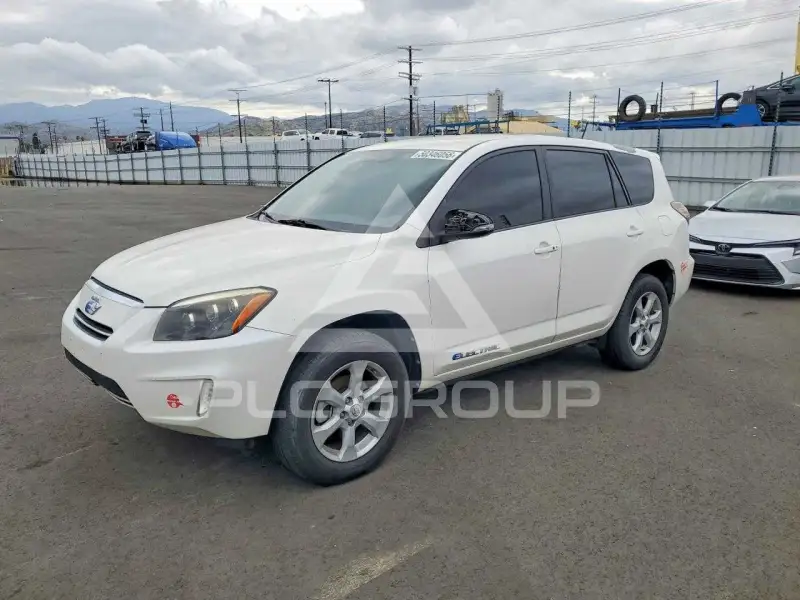 2014 Toyota RAV4 фото