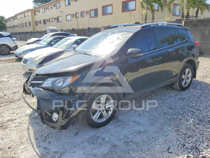 2014 Toyota RAV4 фото