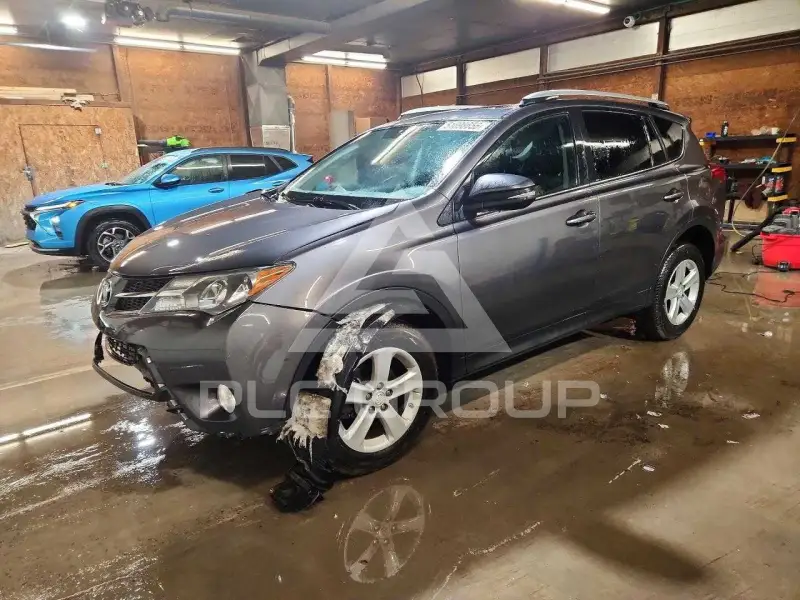2014 Toyota RAV4 photo