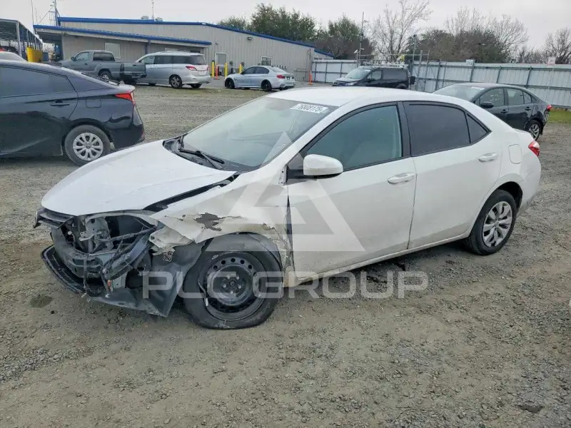 2014 Toyota COROLLA фото