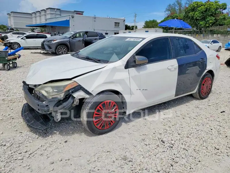 2014 Toyota COROLLA фото