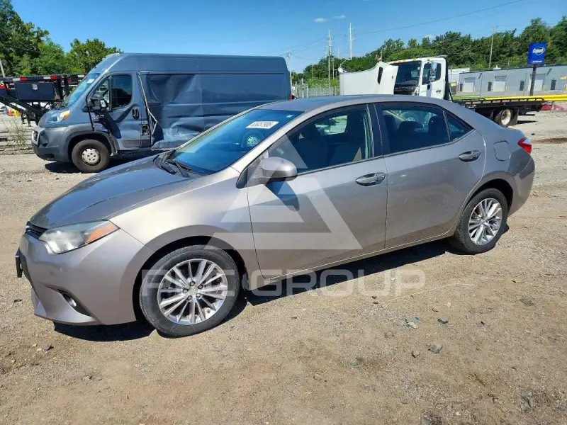 2014 Toyota COROLLA фото