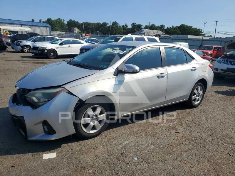 2014 Toyota COROLLA фото