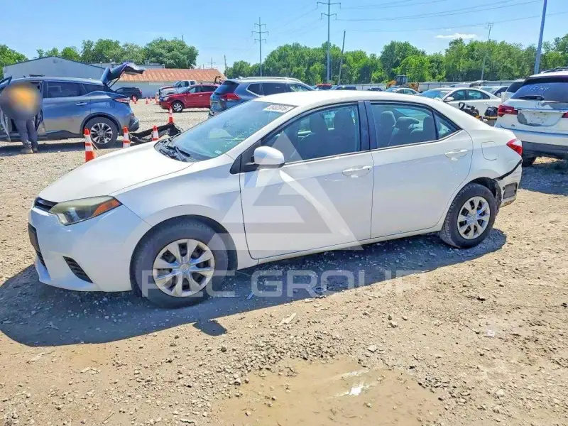 2014 Toyota COROLLA фото