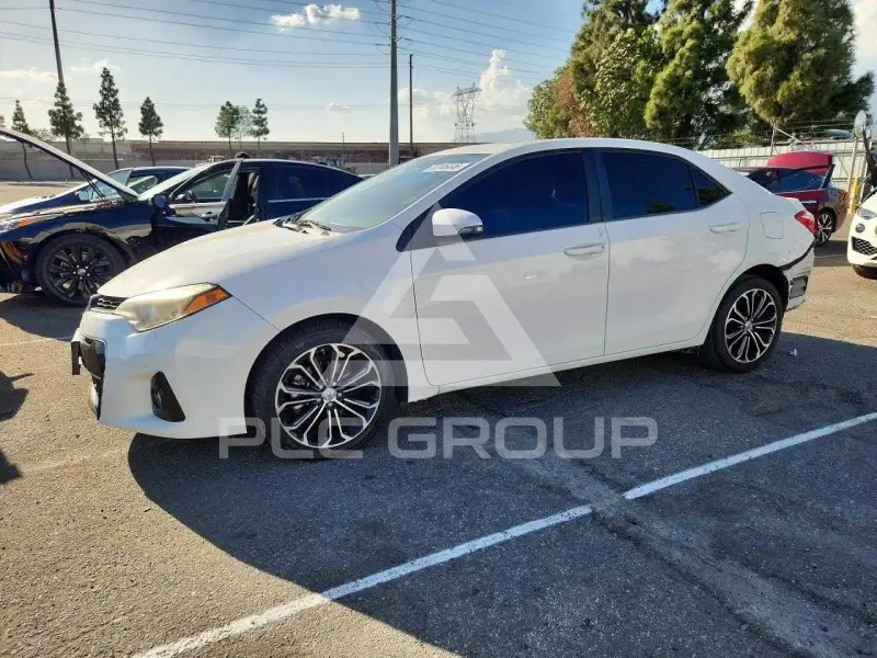 2014 Toyota COROLLA фото