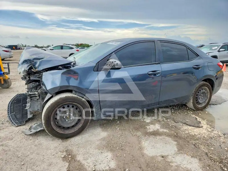 2014 Toyota COROLLA photo