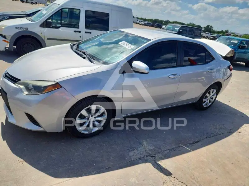 2014 Toyota COROLLA фото