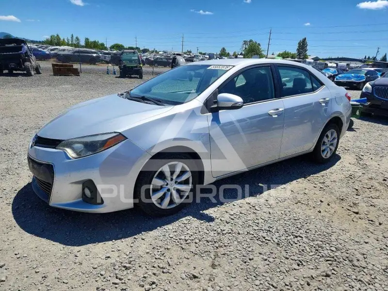 2014 Toyota COROLLA фото