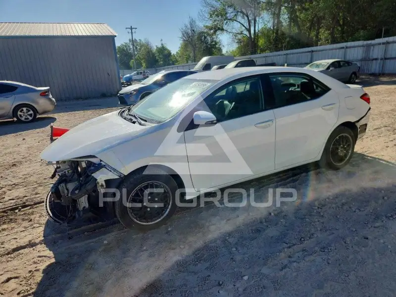 2014 Toyota COROLLA фото