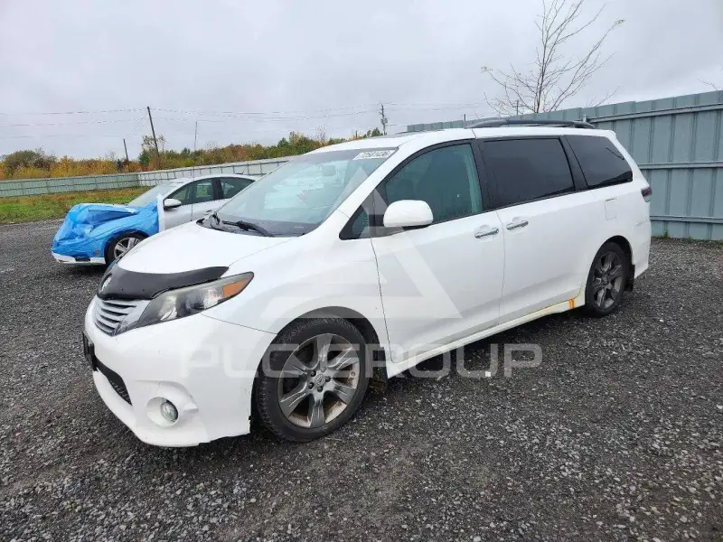 2014 Toyota SIENNA photo