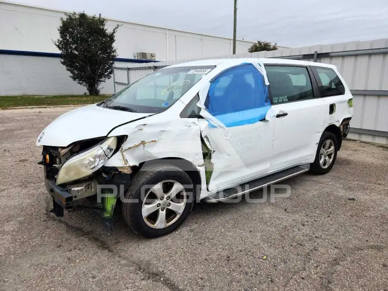 2014 Toyota SIENNA фото