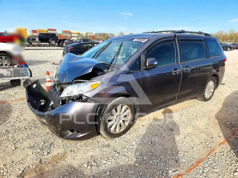 2014 Toyota SIENNA фото