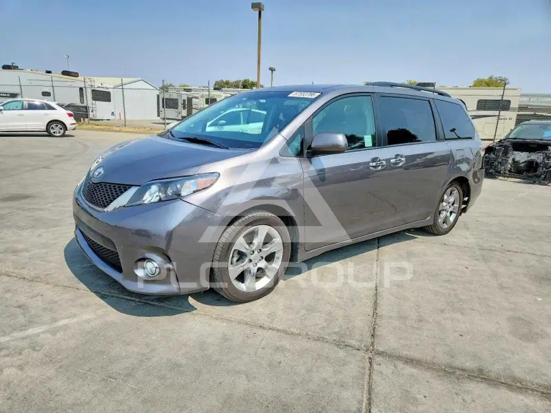2014 Toyota SIENNA фото