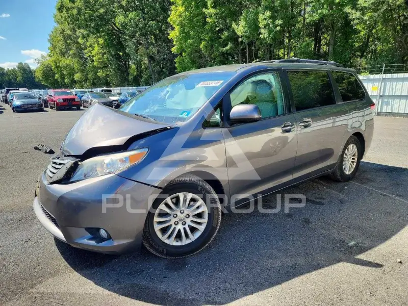 2014 Toyota SIENNA фото