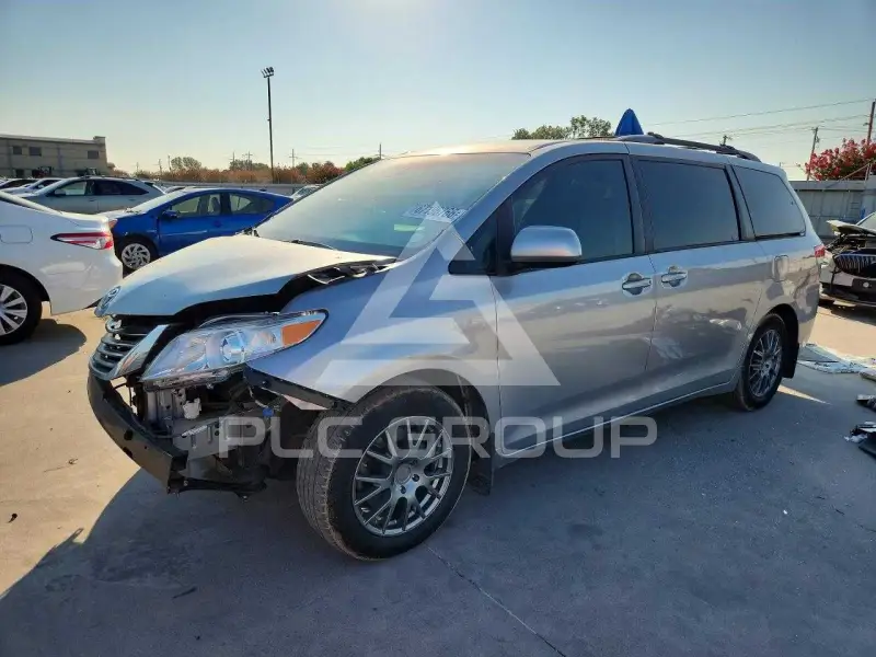 2014 Toyota SIENNA фото