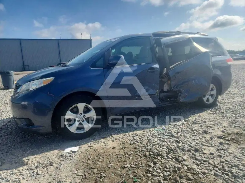 2014 Toyota SIENNA фото