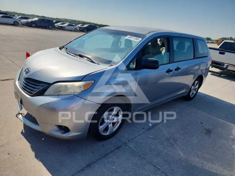 2014 Toyota SIENNA фото