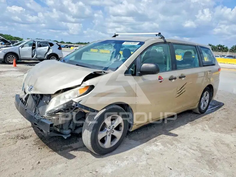 2014 Toyota SIENNA фото