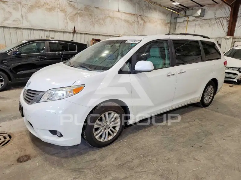 2014 Toyota SIENNA фото