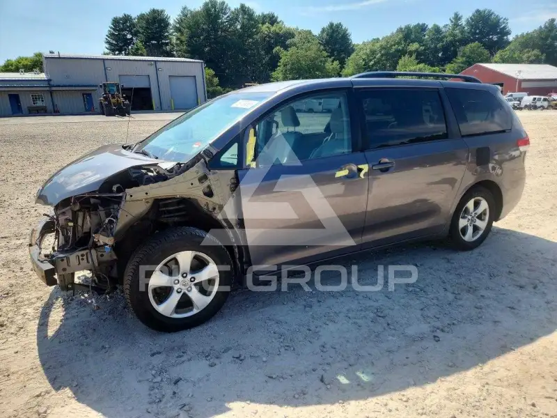 2014 Toyota SIENNA фото