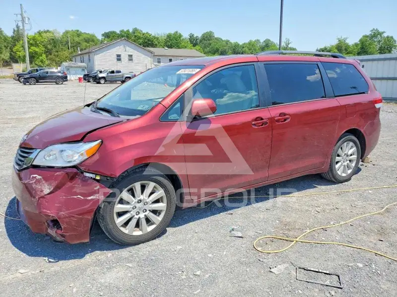 2014 Toyota SIENNA фото