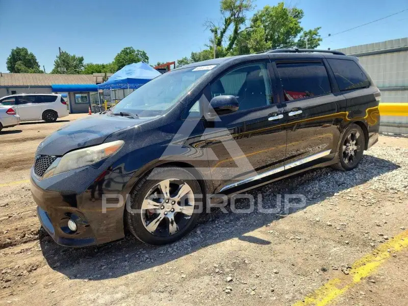 2014 Toyota SIENNA фото
