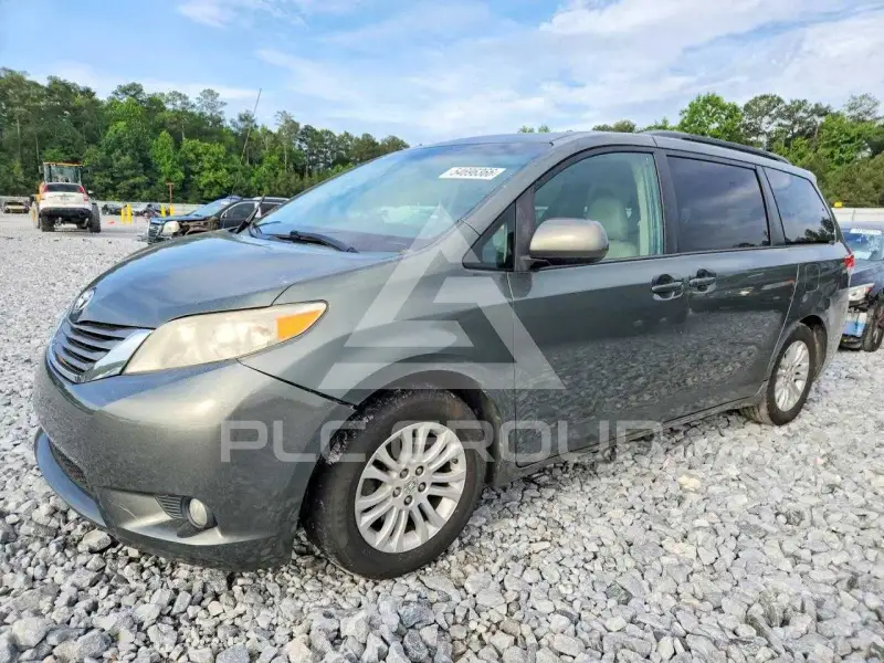 2014 Toyota SIENNA фото