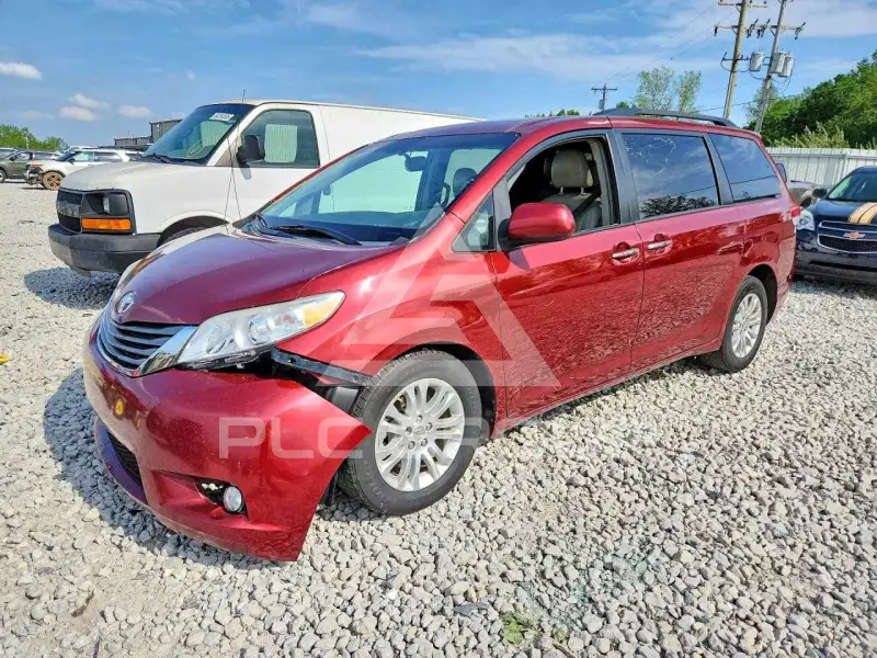 2014 Toyota SIENNA фото