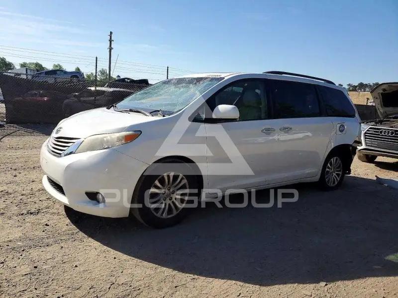 2014 Toyota SIENNA фото