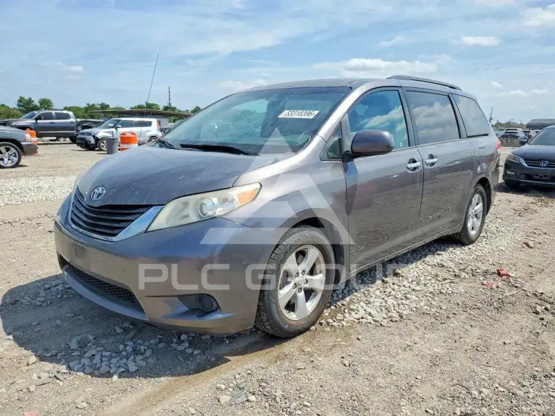 2014 Toyota SIENNA фото