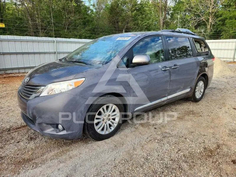 2014 Toyota SIENNA фото